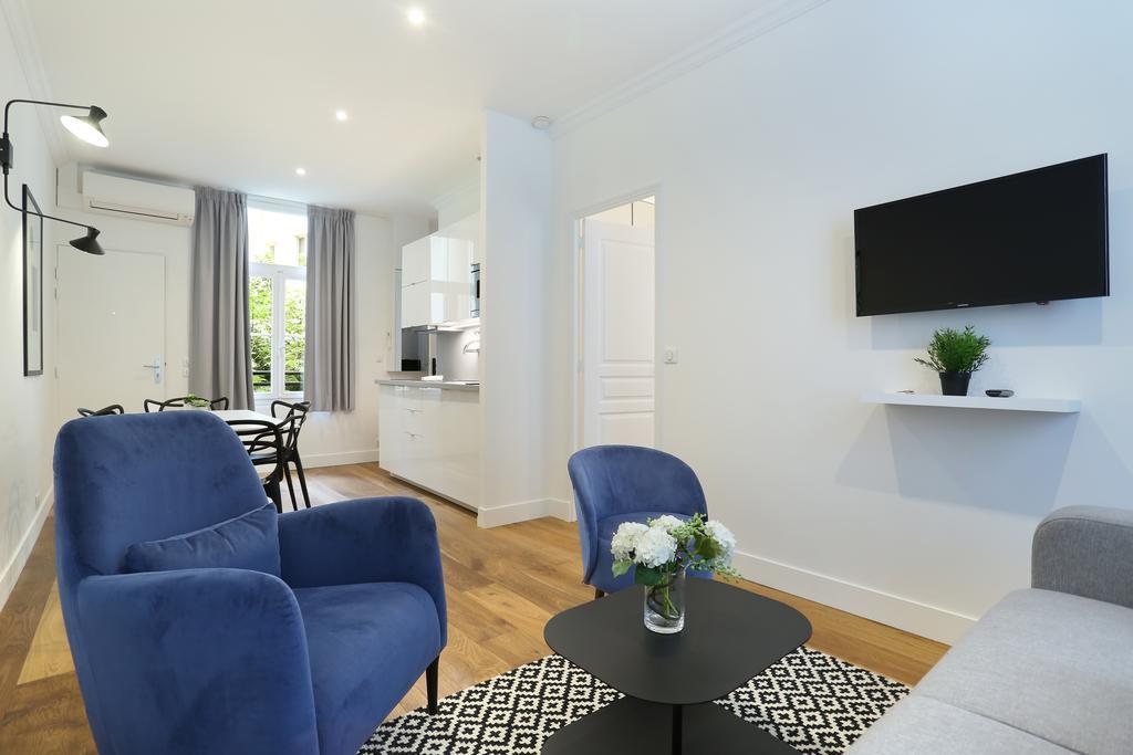 Rent A Room - Residence Blanche Paris Luaran gambar