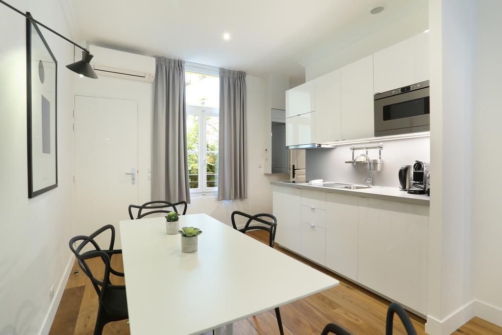 Rent A Room - Residence Blanche Paris Luaran gambar