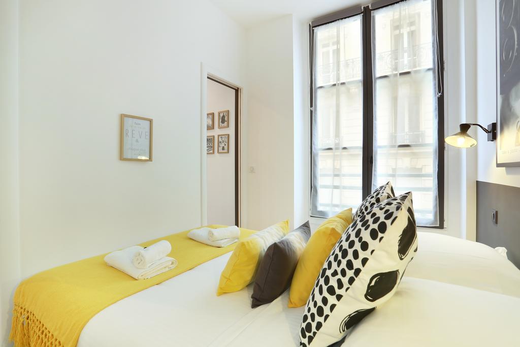 Rent A Room - Residence Blanche Paris Luaran gambar