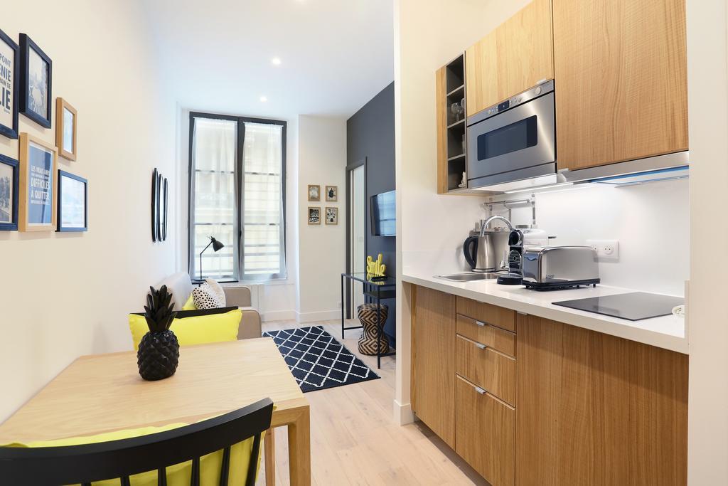Rent A Room - Residence Blanche Paris Luaran gambar