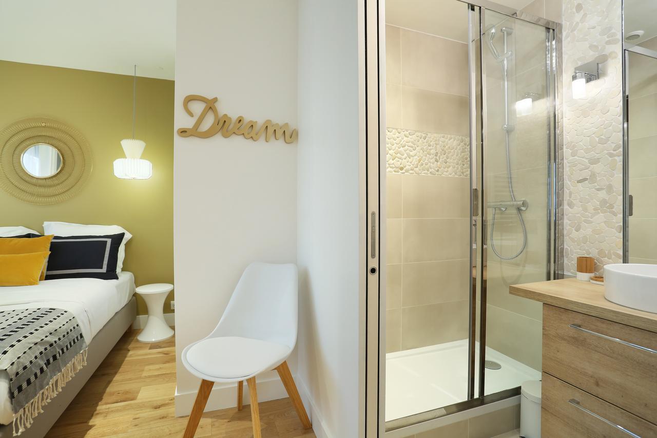 Rent A Room - Residence Blanche Paris Luaran gambar