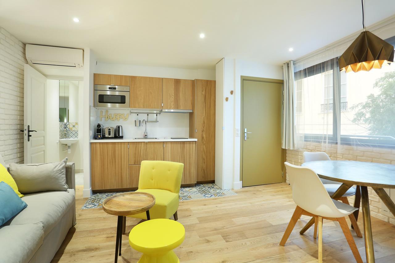 Rent A Room - Residence Blanche Paris Luaran gambar