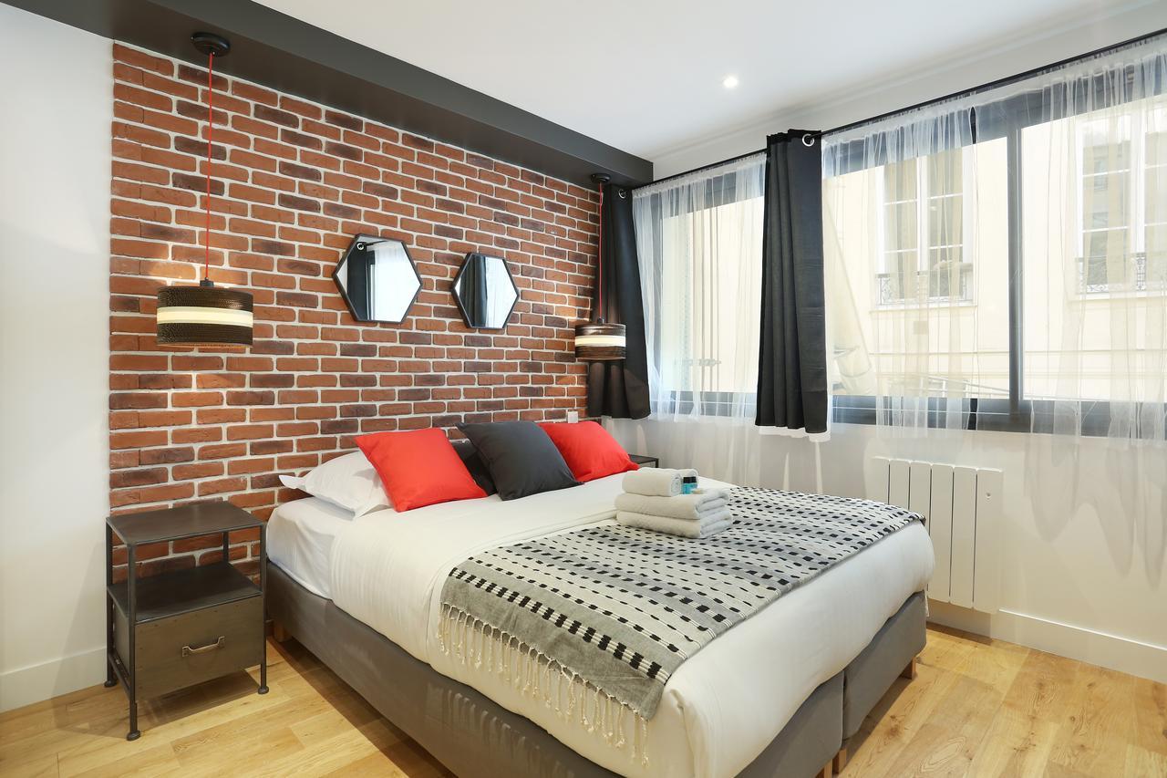 Rent A Room - Residence Blanche Paris Luaran gambar