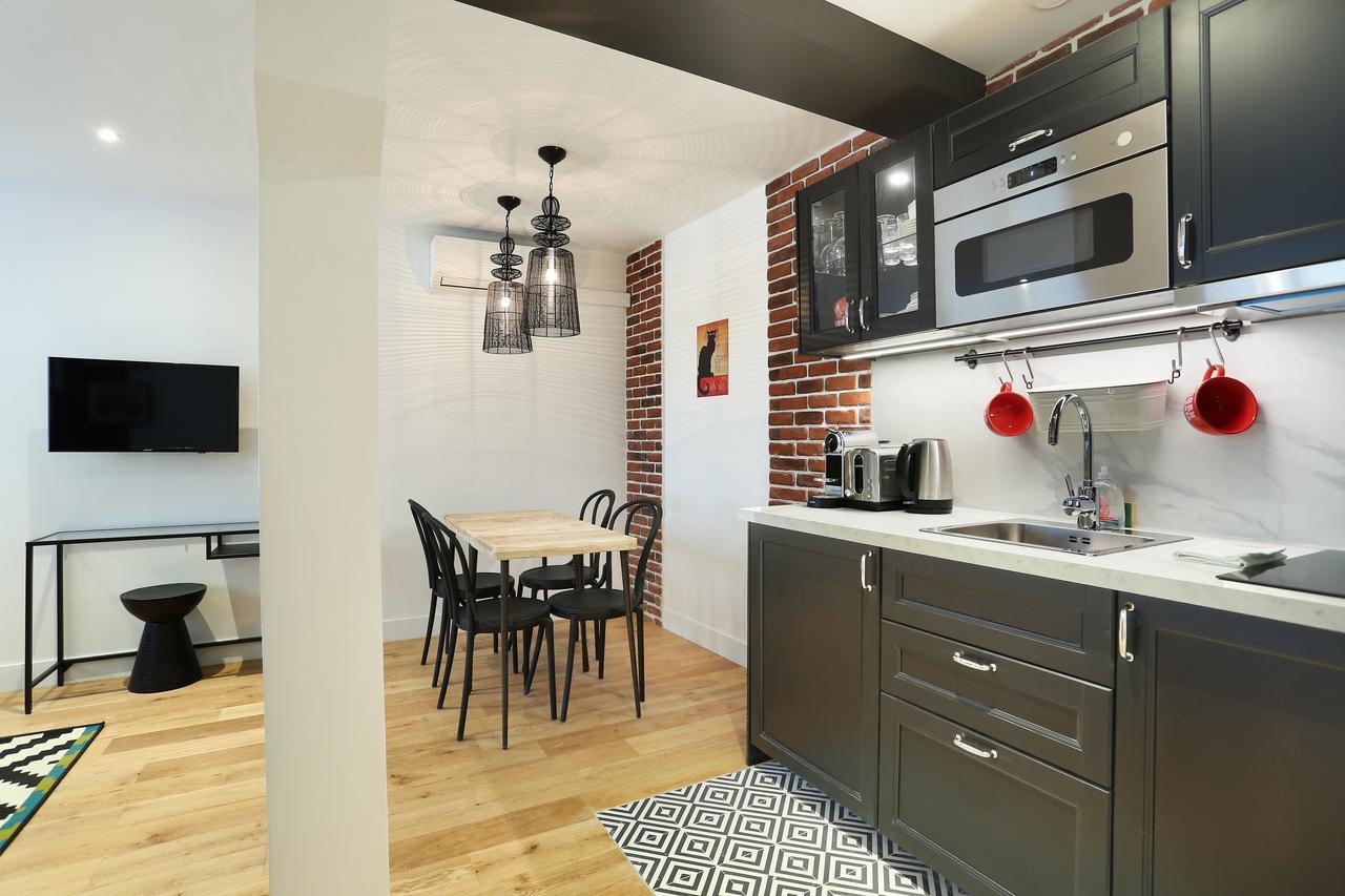 Rent A Room - Residence Blanche Paris Luaran gambar